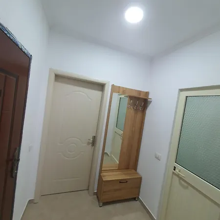 Apartament Kristi 3 *