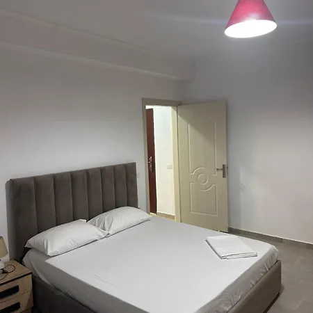 Kristi Home3 - 5 Min Walk To Apartman